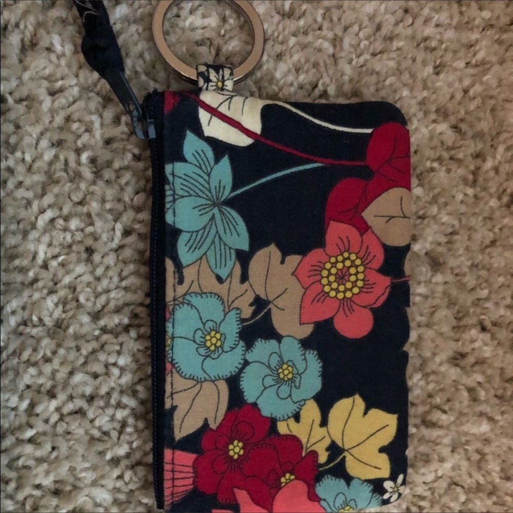 Vera Bradley Zip ID Case Happy Snails - RETIRED